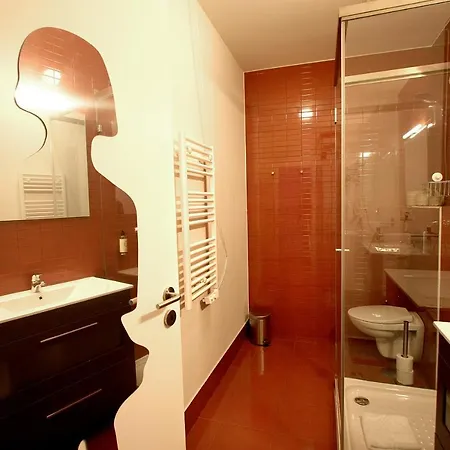 Clube Charming - Clerigos